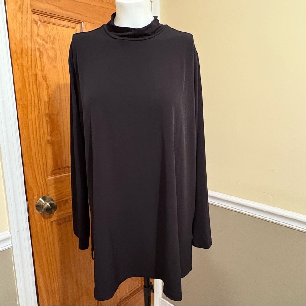 Susan Graver Women’s Black Everyday Top Sz.1X